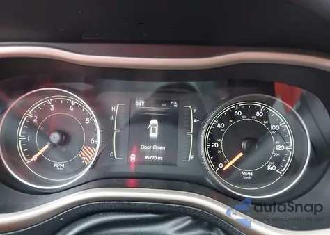 2015 Jeep Cherokee Latitude Altitude from USA, damaged, VIN 1C4PJMCB9FW792395